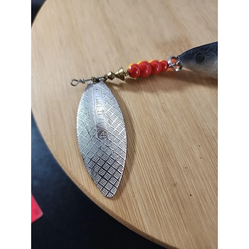 Vintage Mepps #4 COMET MINNOW Pearl/Blue 2 3/4